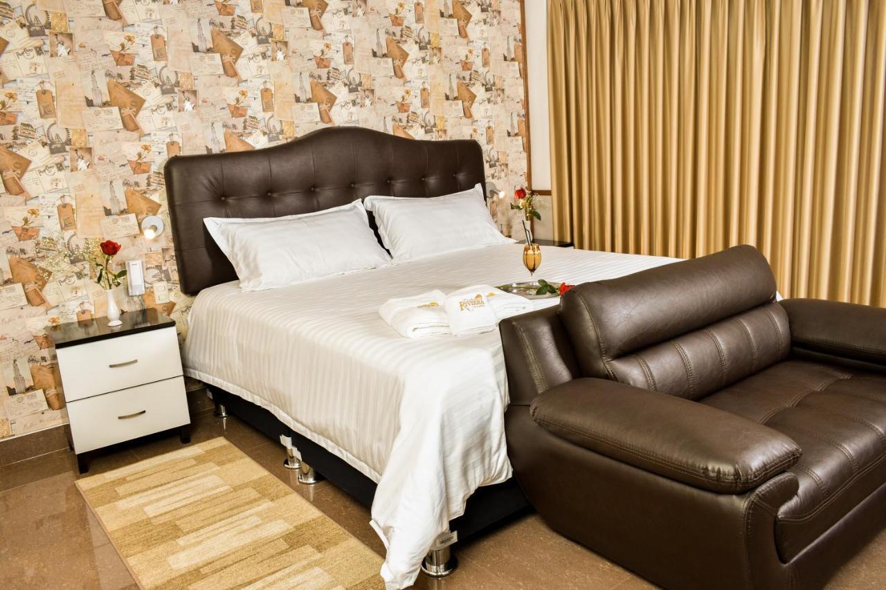 Hotel Costa Riviera Mala Exteriör bild